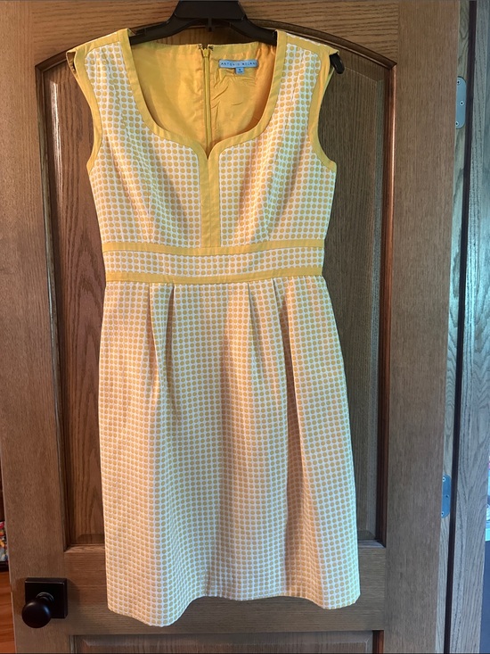 ANTONIO MELANI Dresses & Skirts - Yellow Polka Dot Sheath Dress by Antonio Melani; sz 6
